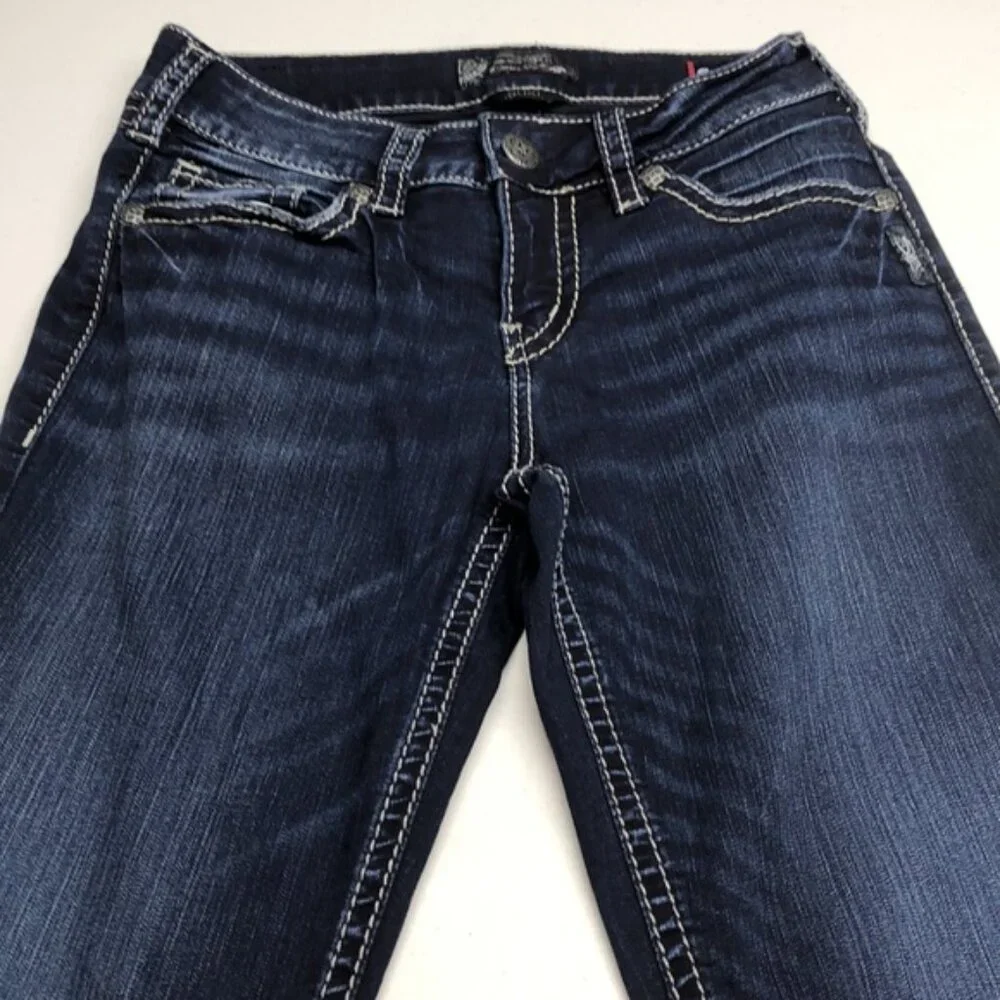 SILVER JEANS SUKI MID CAPRIS 28x22⭐️